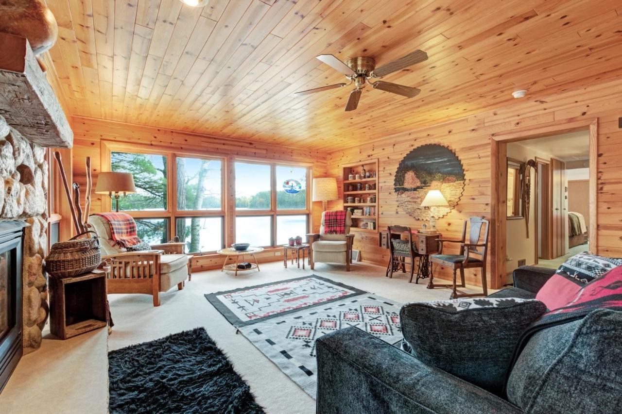 Hotter'S Cabin Sayner 外观 照片